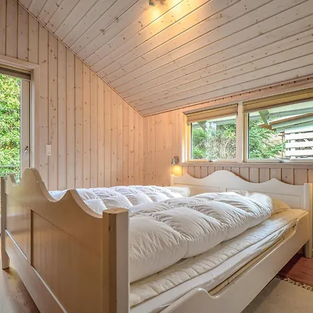 Three-bedroom In Knebel