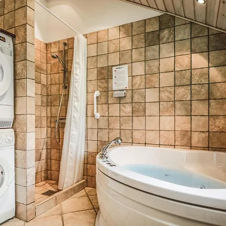 Three-bedroom In * Knebel