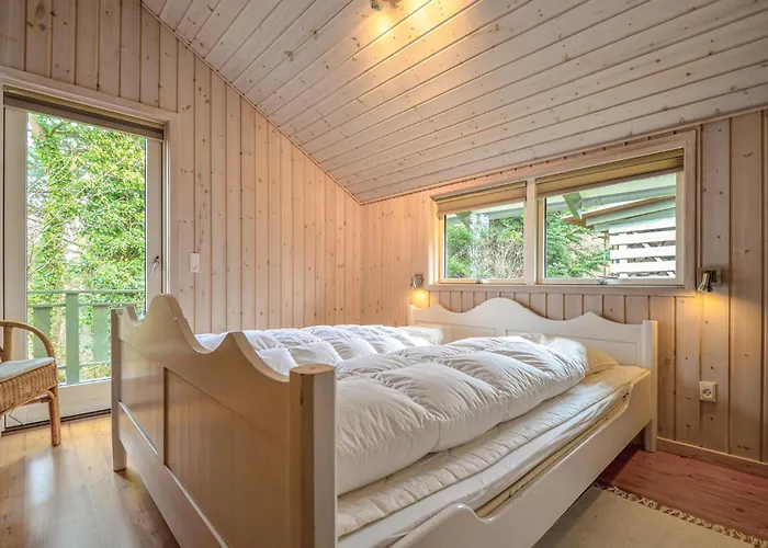 Three-bedroom In Knebel